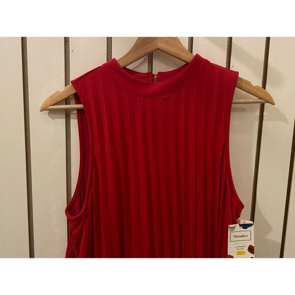 Red Dress Plenty by Tracy Reese - Picture 6 of 8